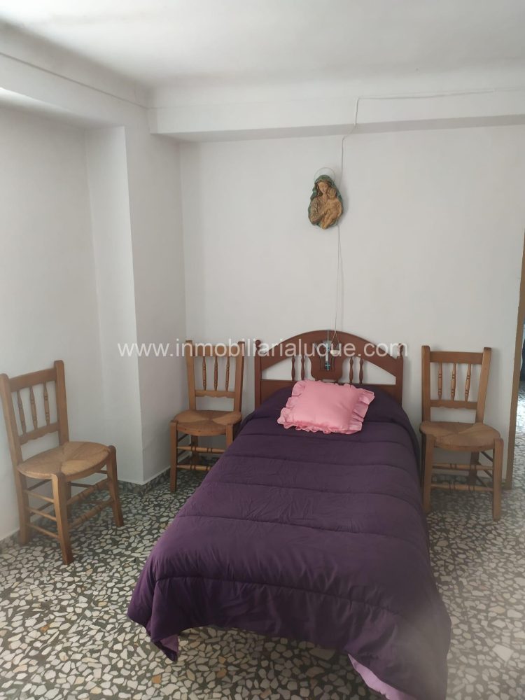 CASA EN ESQUINA CASA EN ESQUINA