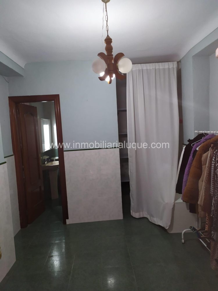 CASA EN ESQUINA CASA EN ESQUINA