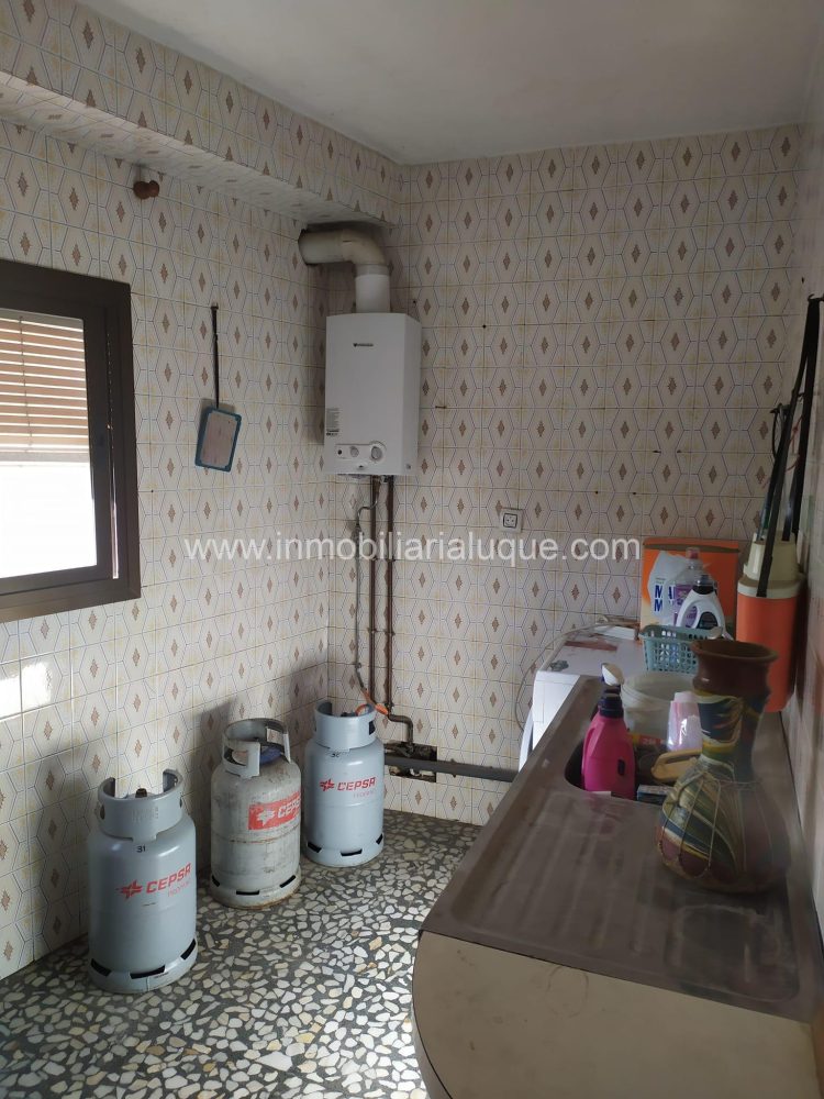 CASA EN ESQUINA CASA EN ESQUINA