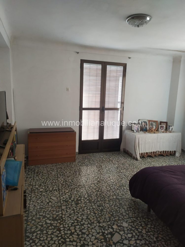 CASA EN ESQUINA CASA EN ESQUINA