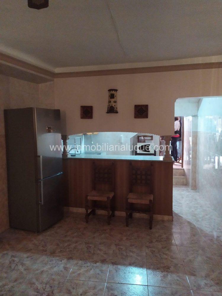 CASA EN ESQUINA CASA EN ESQUINA