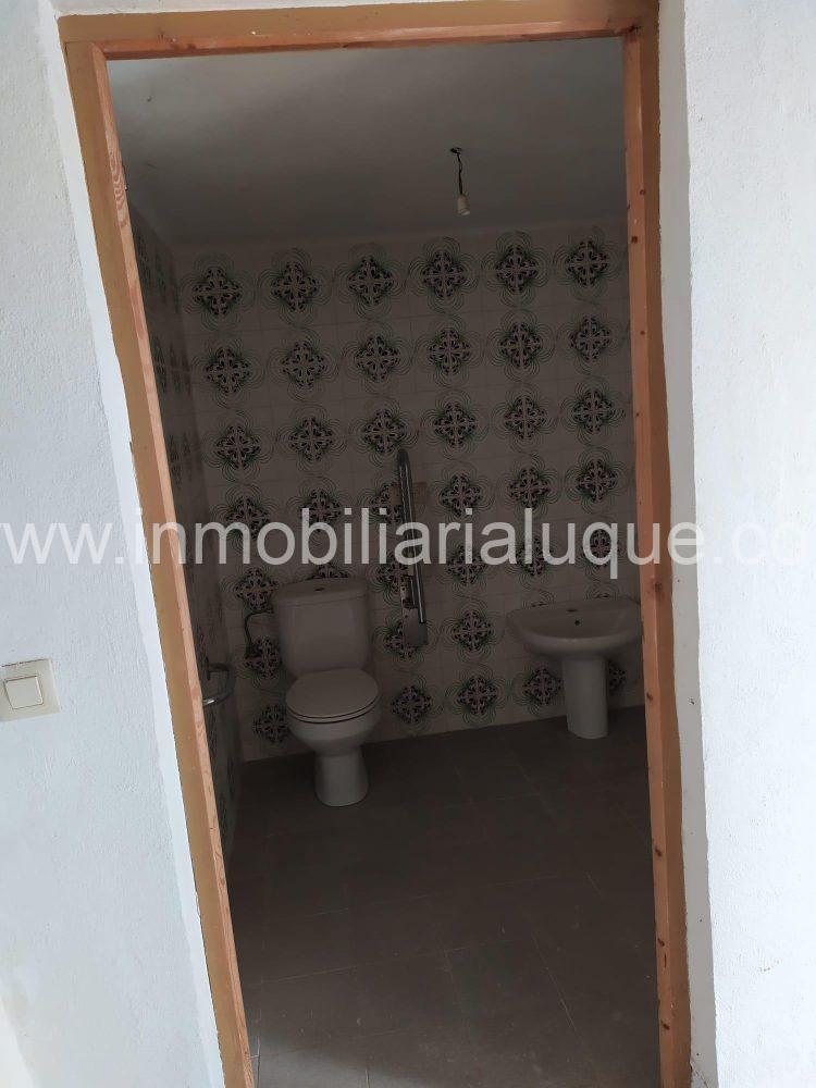 CASA EN VENTA PARA DERRIBAR O REFORMAR CASA EN VENTA PARA DERRIBAR O REFORMAR