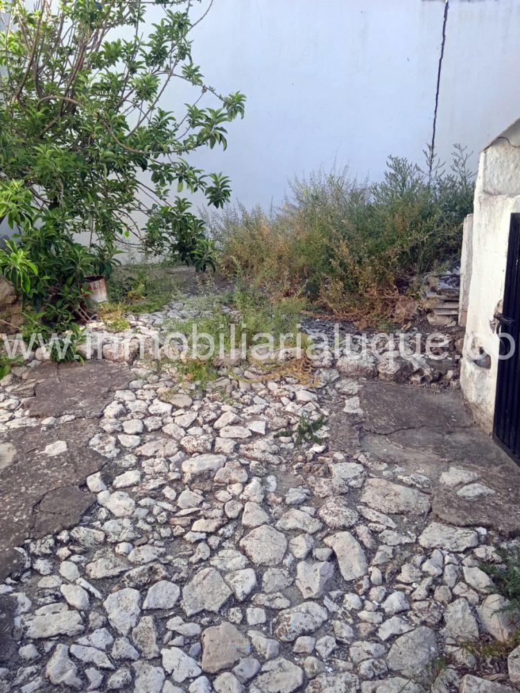 CASA EN VENTA EN ZUHEROS CASA EN VENTA EN ZUHEROS