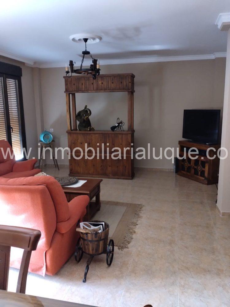 GRAN CASA EN VENTA EN LUQUE